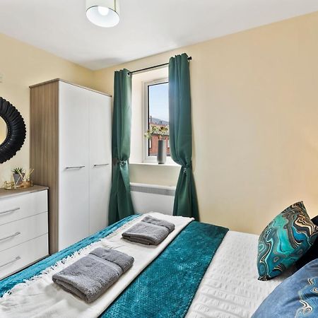 Central Leeds Gem - Parking - Sleeps 6アパートメント エクステリア 写真